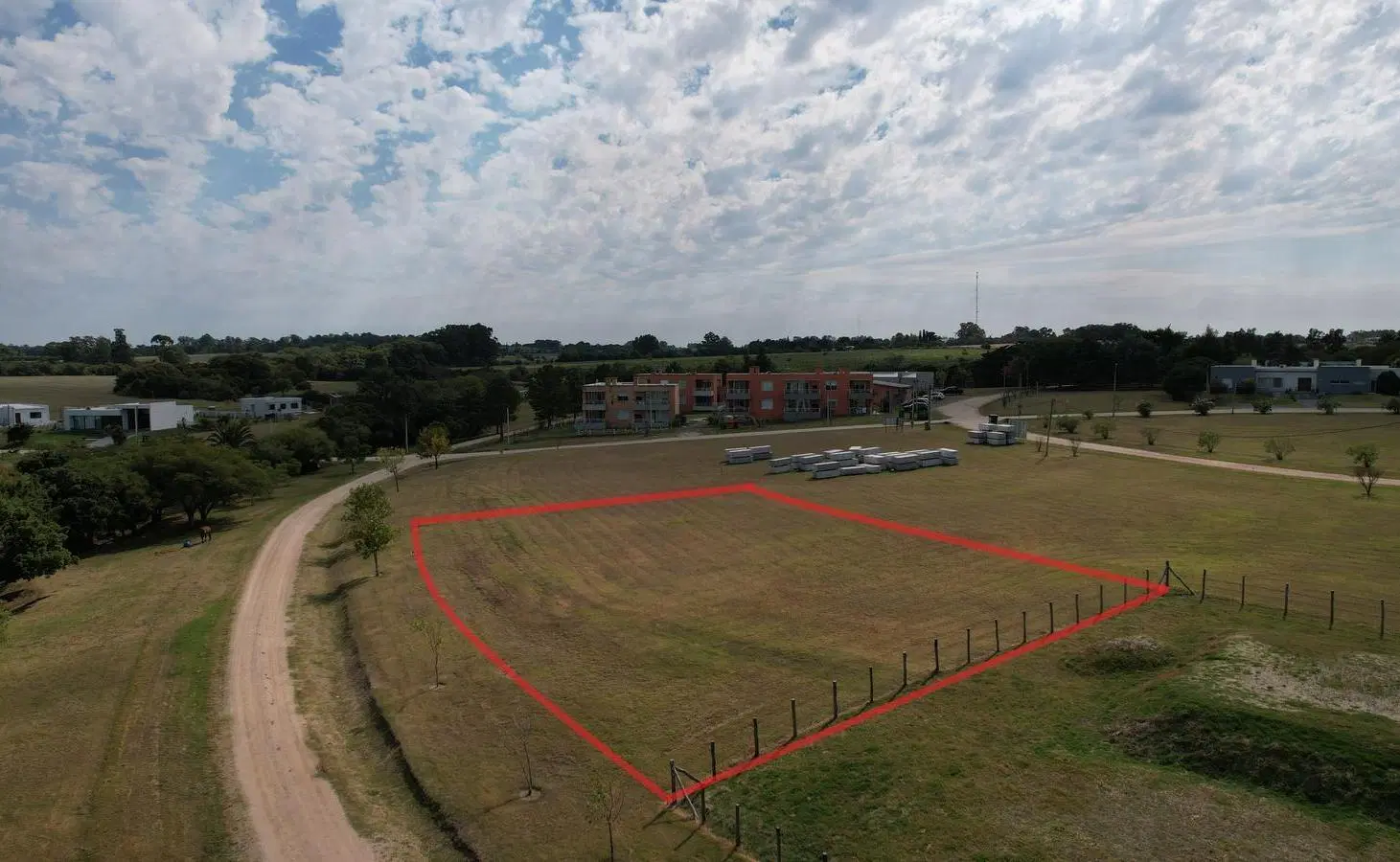 Terreno de 1.588m2 en Fraccionamiento 4 Soles II 3