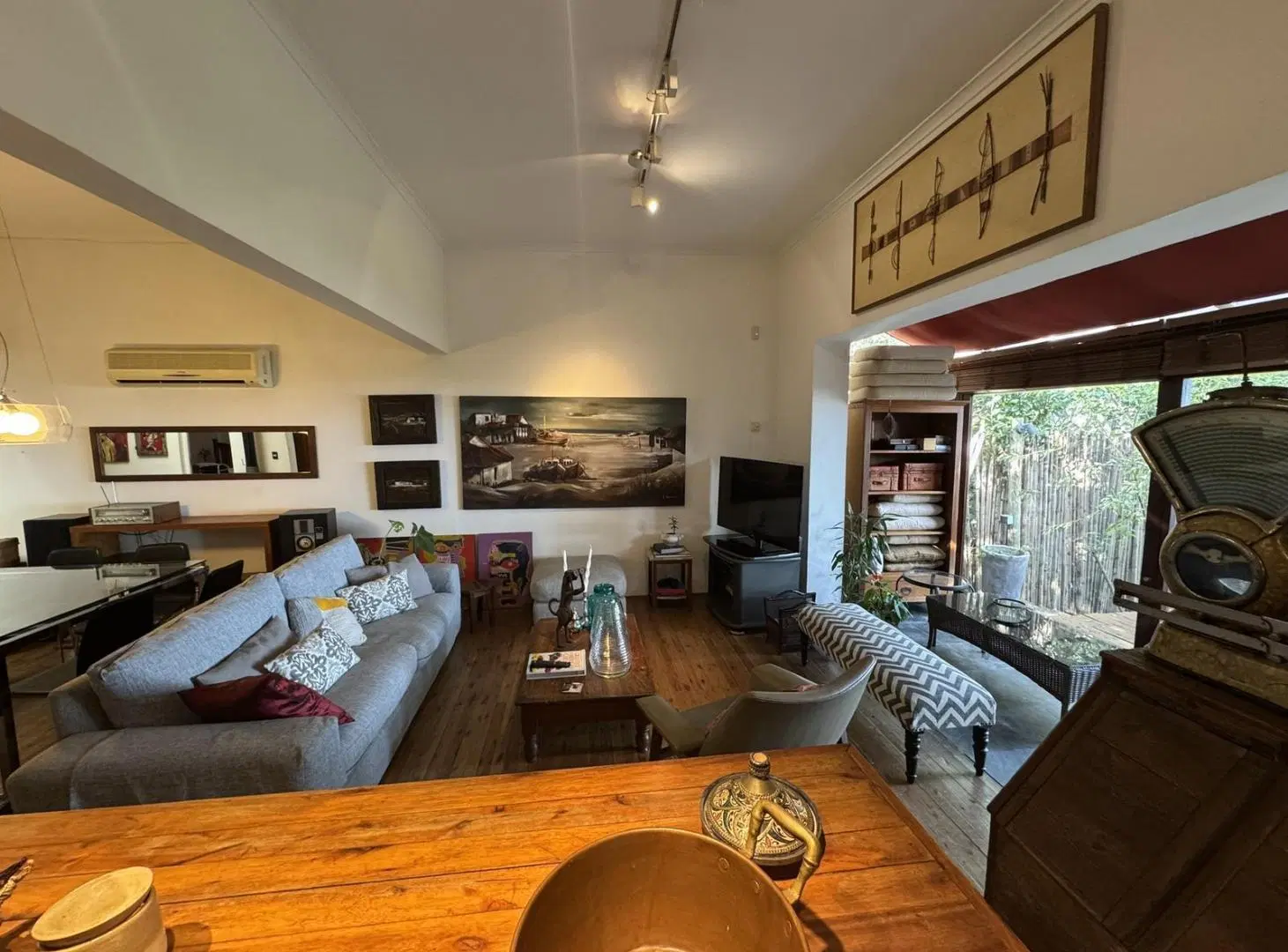 Casa centrica(Colonia) de 3 dormitorios con vista al rio 1