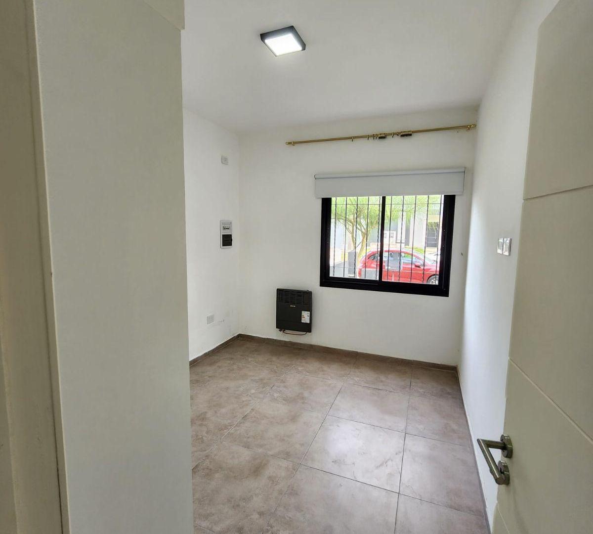 Foto de DOCTA. VENTA DUPLEX NUEVO A ESTRENAR! 2 dor, Baño zonif, Quincho, imagen 3