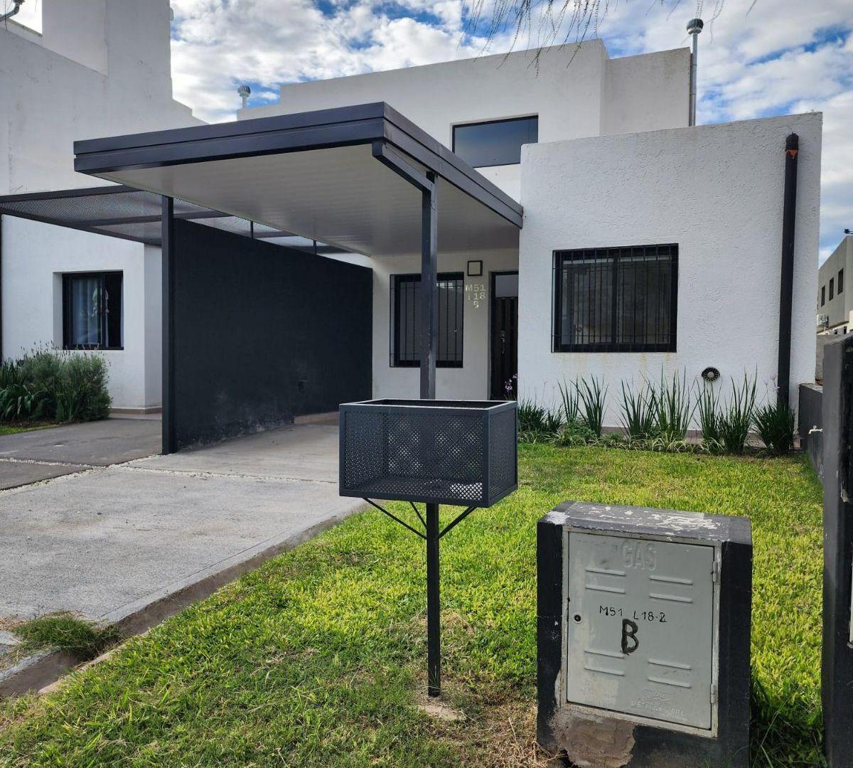 Foto de DOCTA. VENTA DUPLEX NUEVO A ESTRENAR! 2 dor, Baño zonif, Quincho, imagen 2