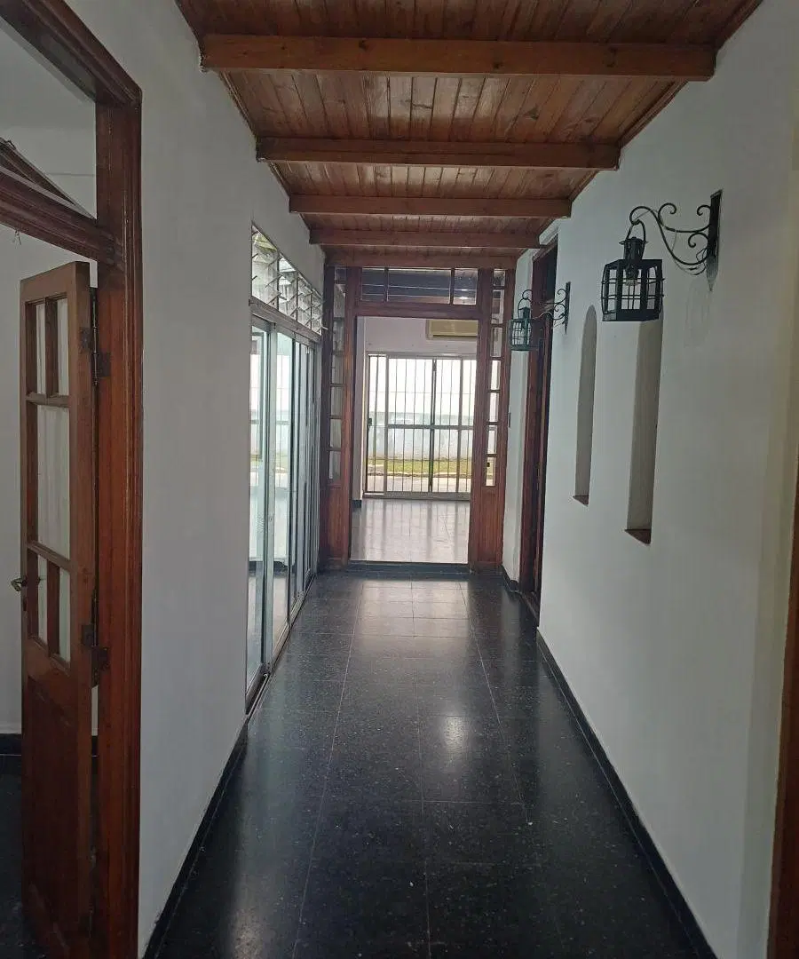 Excelente casa en muy buenas condiciones 2