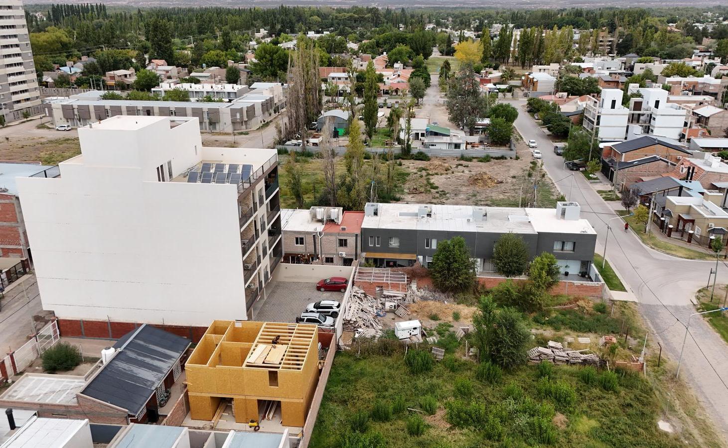 Terreno para desarrollo con planos