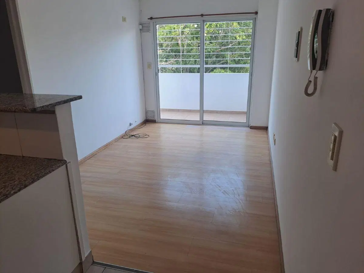 Departamento en Alquiler en Barrio Remedios de Escalada | San Nicolás 1540 | Cerca de UCA y Medicina 3