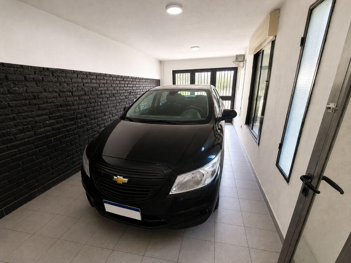 Foto de Casa en venta en Tiro Suizo, Rosario | 2 dormitorios, cochera, patio y, imagen 3
