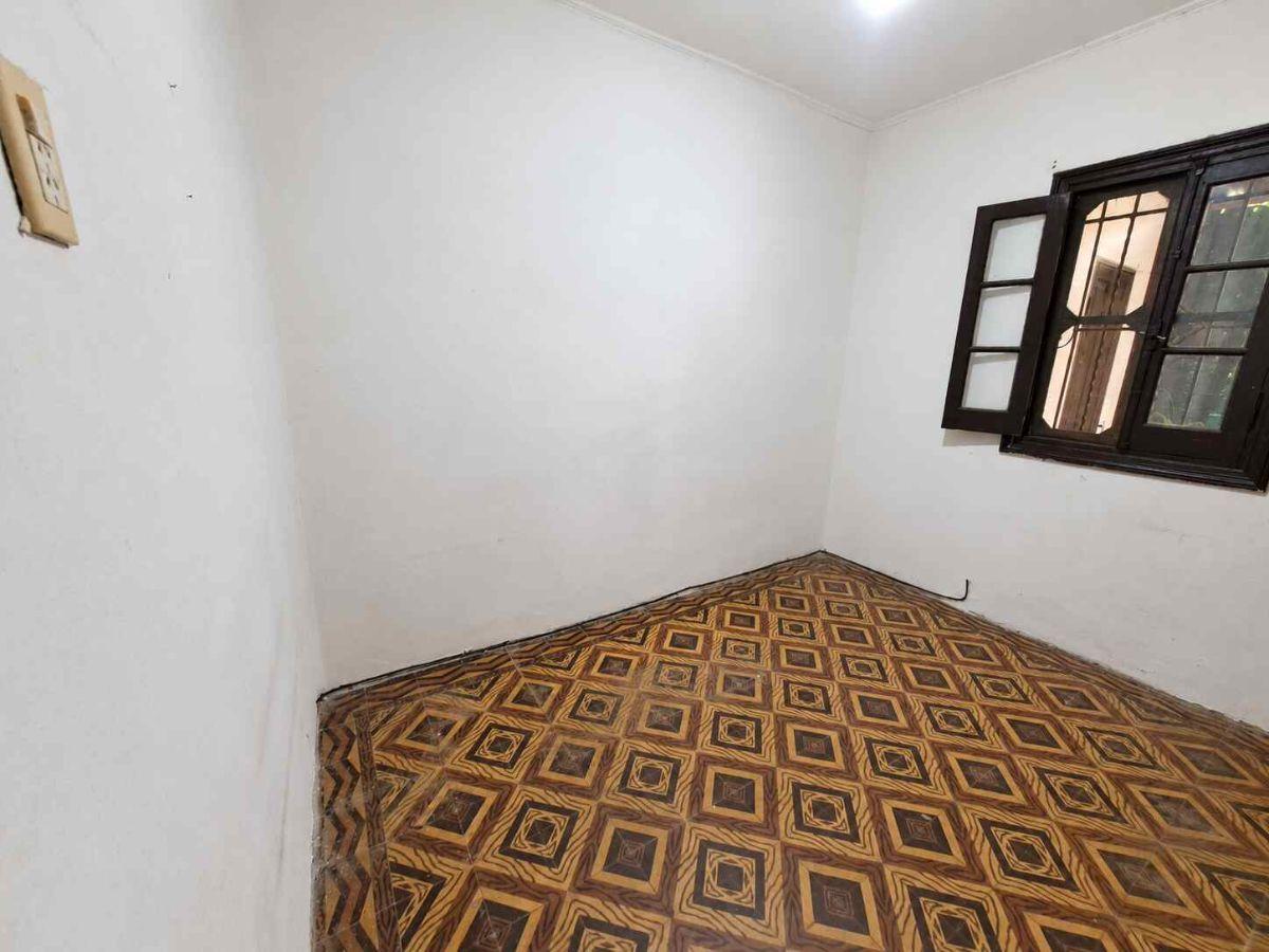 Foto de Casa de 3 dormitorios con garage, jardín y terraza en Echesortu, imagen 5
