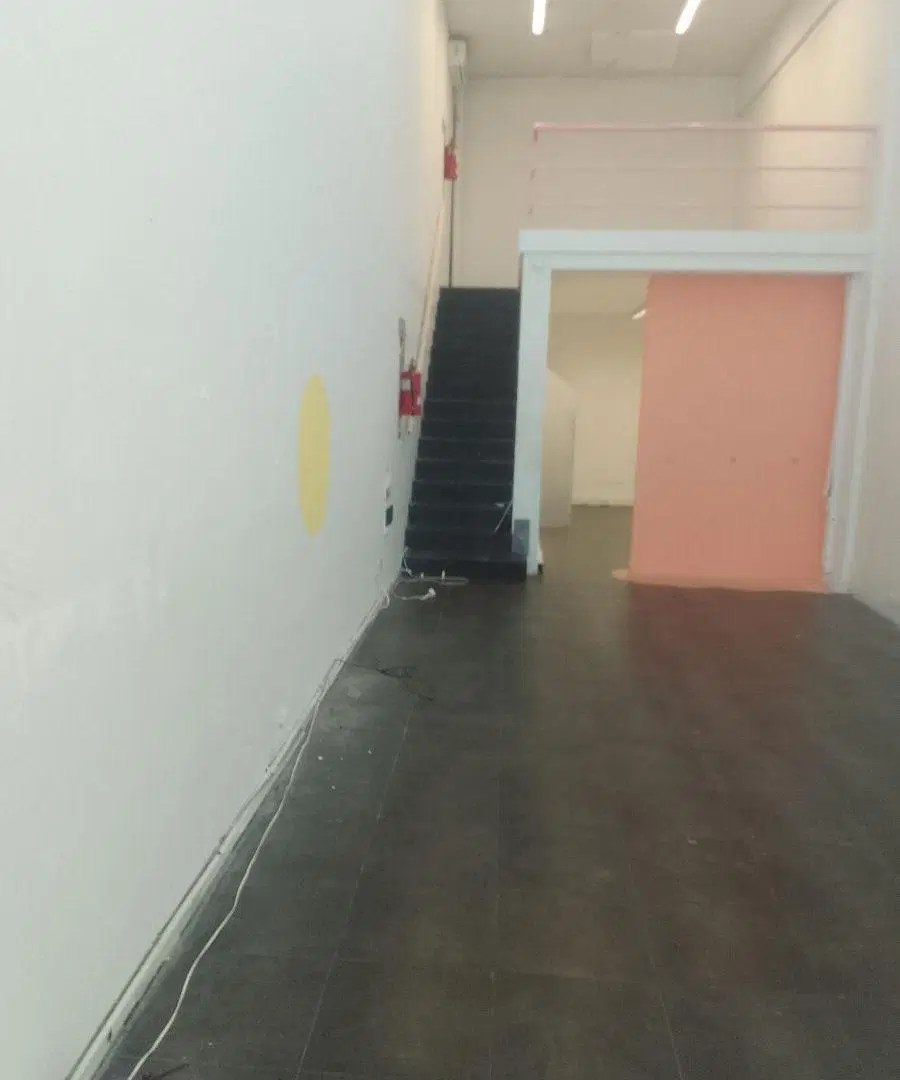 EXELENTE LOCAL COMERCIAL APTO TODO DESTINO SIN EXPENSAS 4