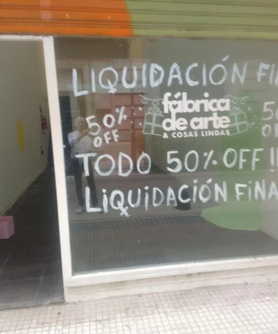 EXELENTE LOCAL COMERCIAL APTO TODO DESTINO SIN EXPENSAS 5