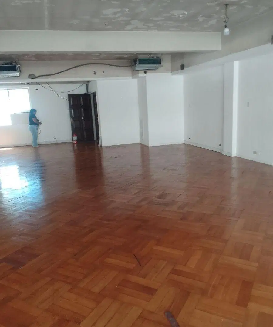 EXCELENTE PISO DE 100 METROS AVENIDA CÓRDOBA 333 3