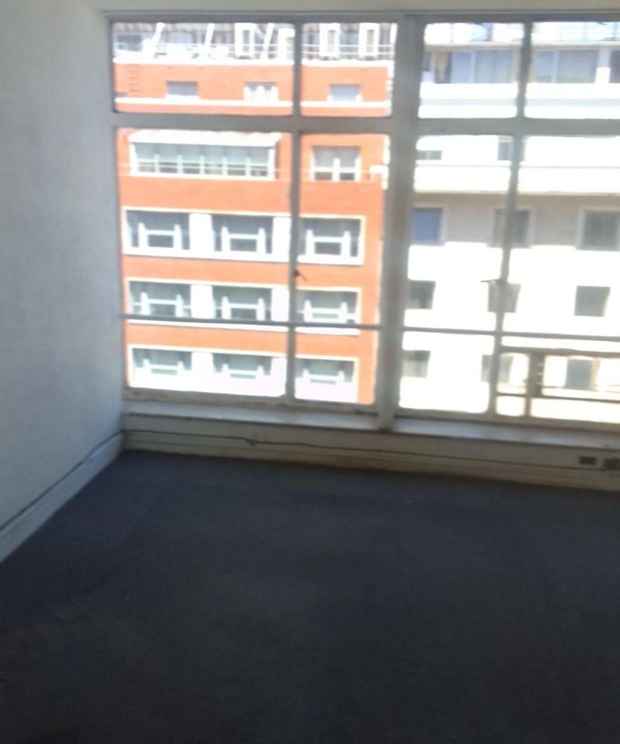EXCELENTE PISO DE 100 METROS AVENIDA CÓRDOBA 333
