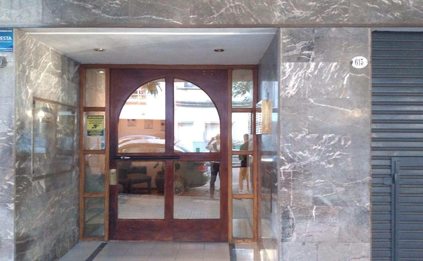 Departamento 2 dormitorios en venta La Plata