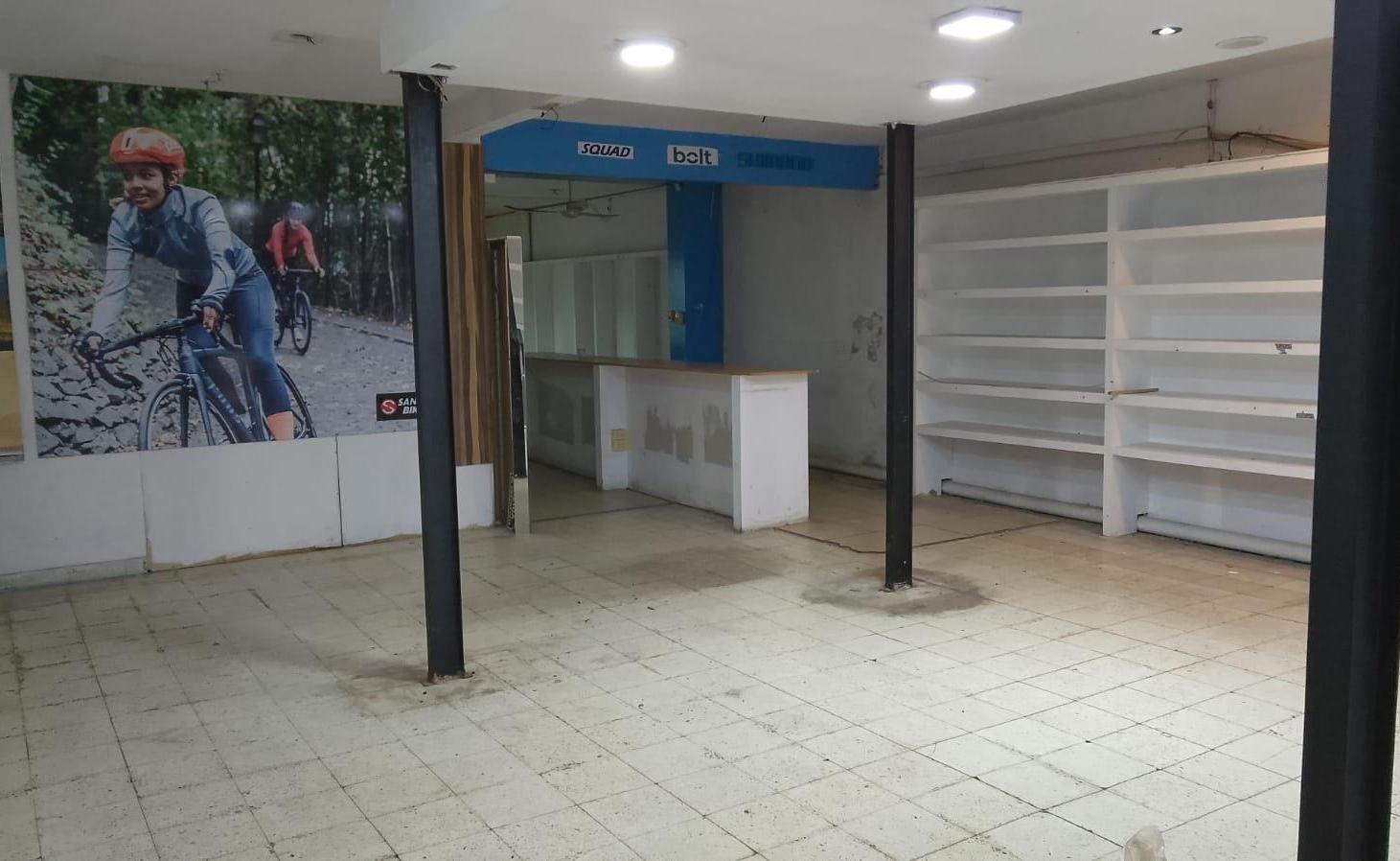 Foto de Local Comercial en Alquiler en La Plata, imagen 5