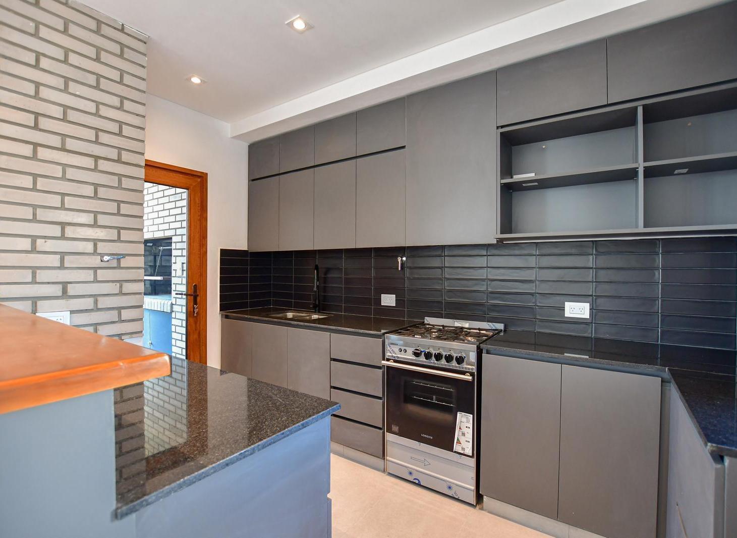 Foto de Departamento Semipiso premium 2 dormitorios en alquiler La Plata, imagen 2