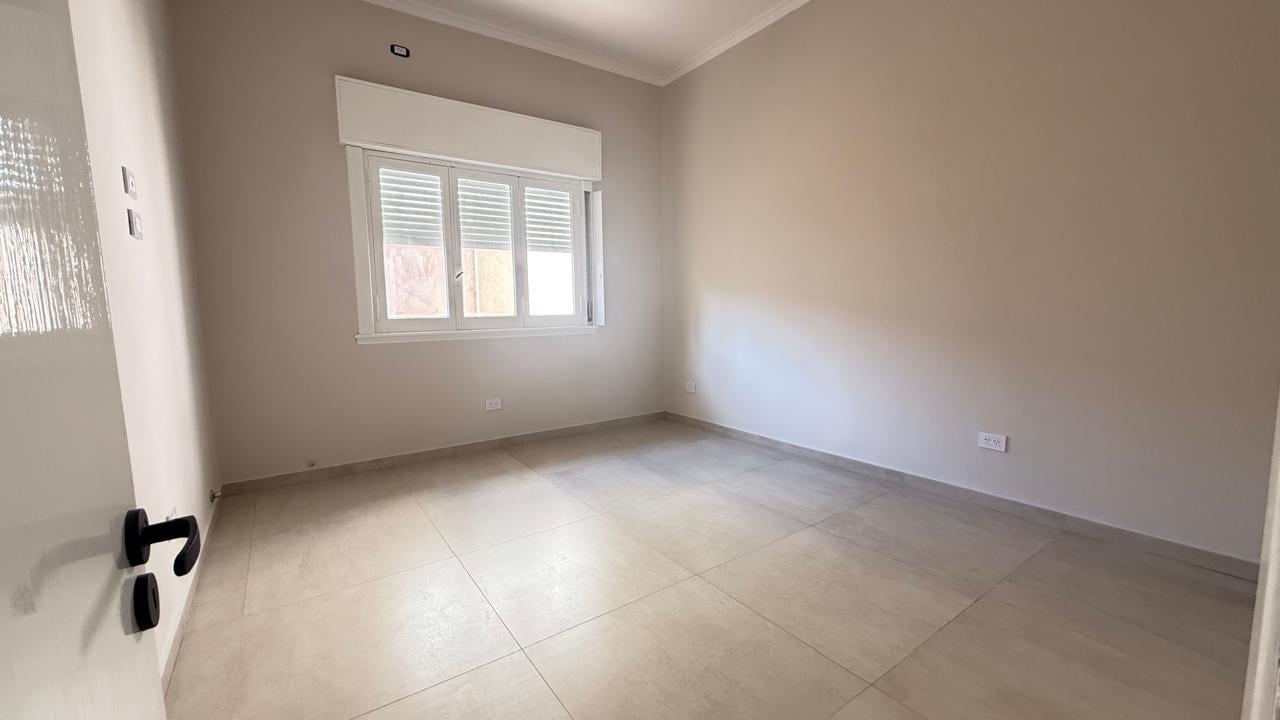 Foto de PH en Venta en La Plata, imagen 3