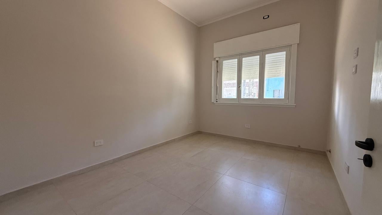 Foto de PH en Venta en La Plata, imagen 5