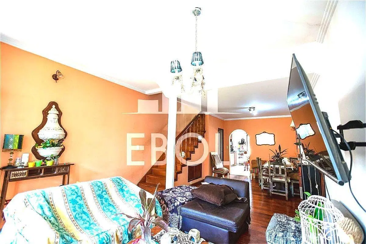 PH de Categoría en Olivos sin Expensas – Con Cochera y Patio propio parrilla– Ubicación Premium 5