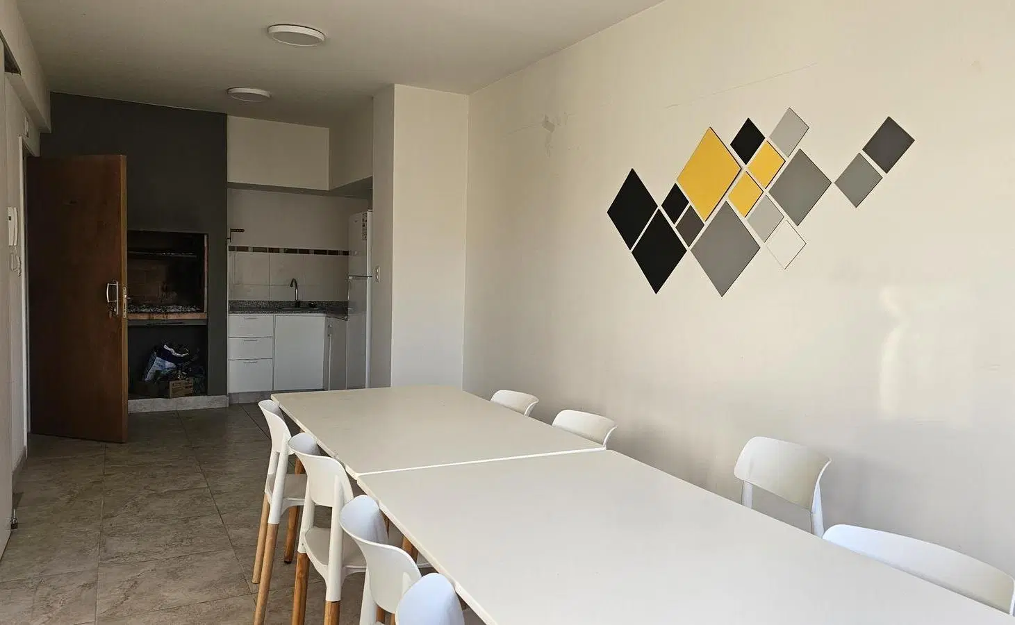 Amplio studio amoblado en edificio con amenitties 2