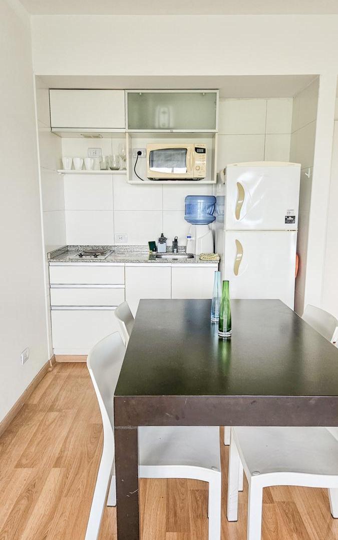 Foto de Excelente monoambiente equipado c/ balcon, laundry, gimnasio y piscina, imagen 5