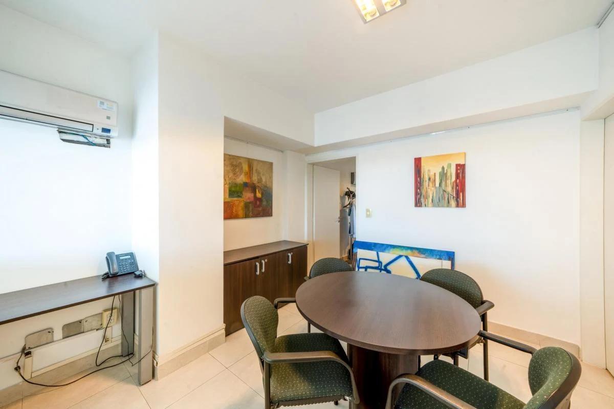 Foto de Dúplex 4 ambientes con terraza privada, quincho y 2 cocheras, imagen 5