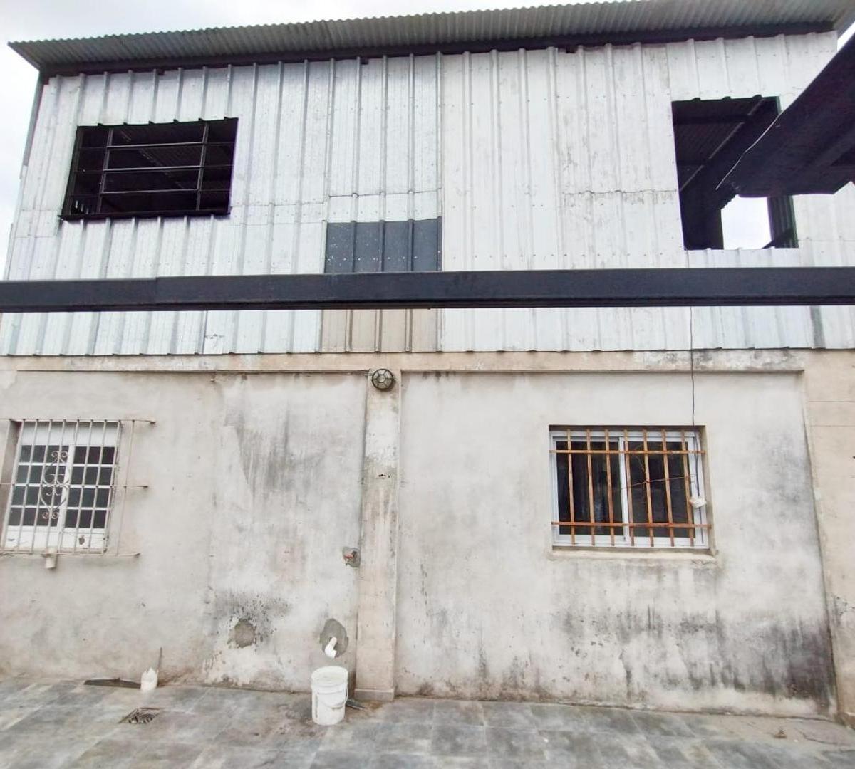CASA DE 2 DORMITORIOS, ZONA NORTE DE ROSARIO