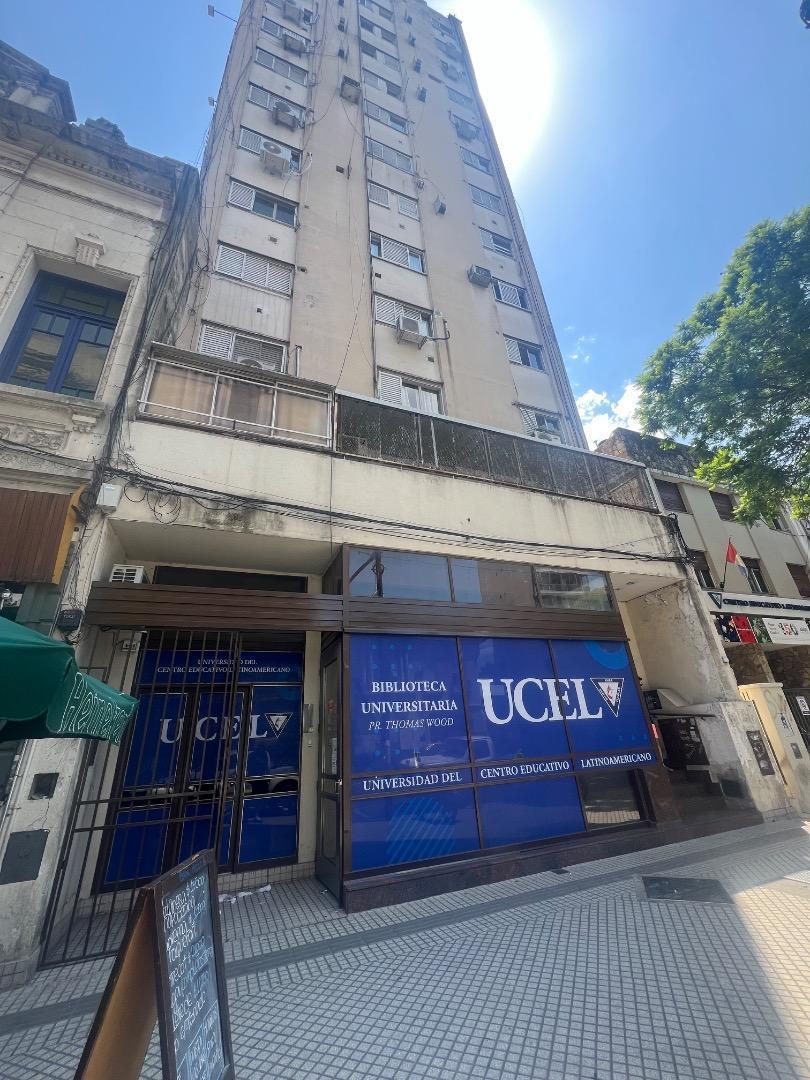 Departamento de 2 habitaciones en Pellegrini y Corrientes