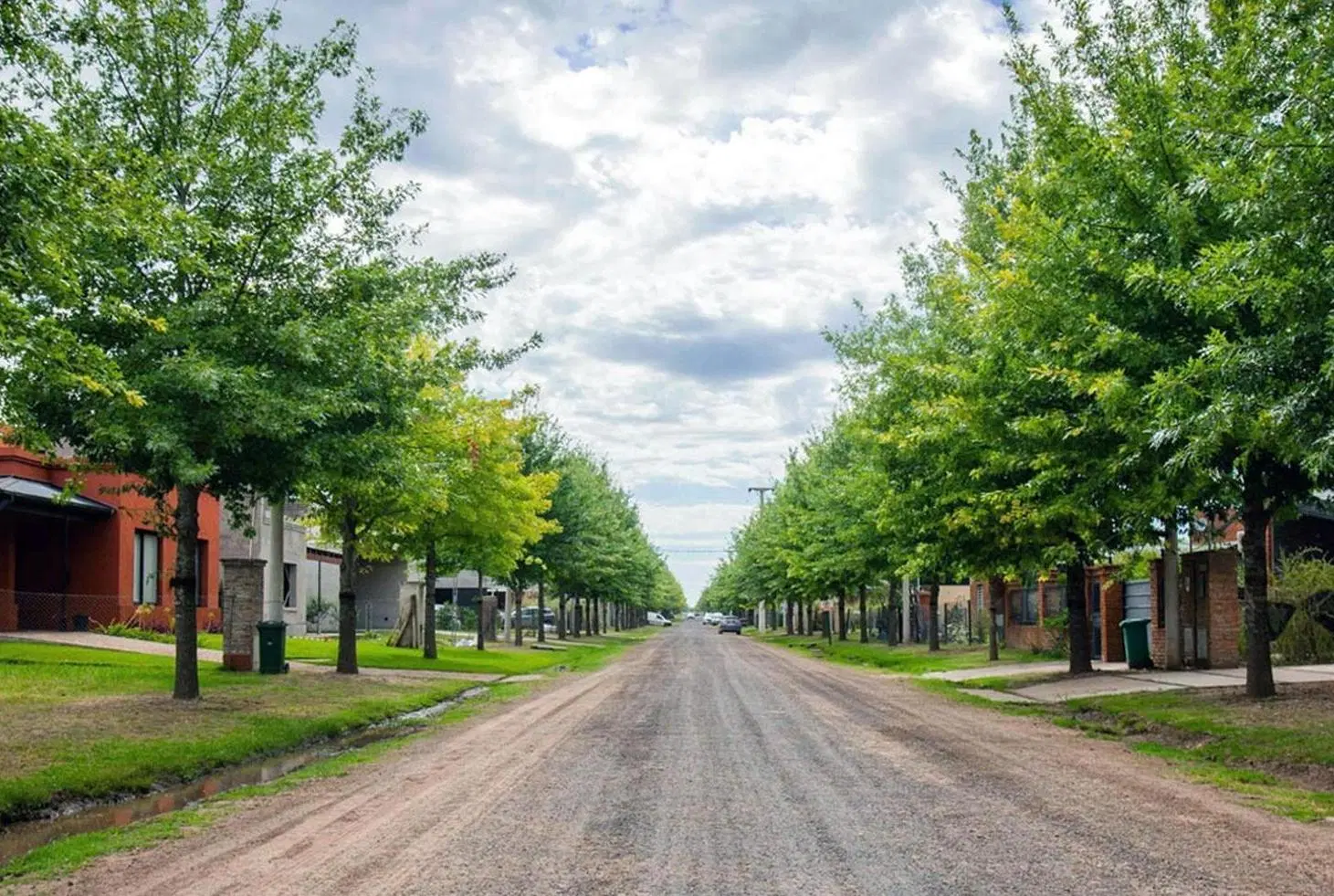 TERRENO EN BARRIO PIVADO "LAS CASUARINAS" 2