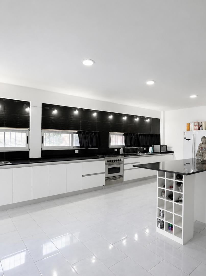 Foto de ALQUILER TEMPORARIO Y/O RESIDENCIAL CASA 4 DORMI. ROLDAN, imagen 3