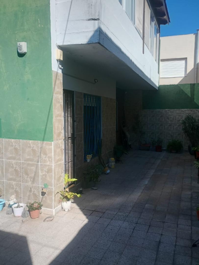 Foto de VENTA DE CASA INTERNA TRES DORMITORIOS, imagen 2