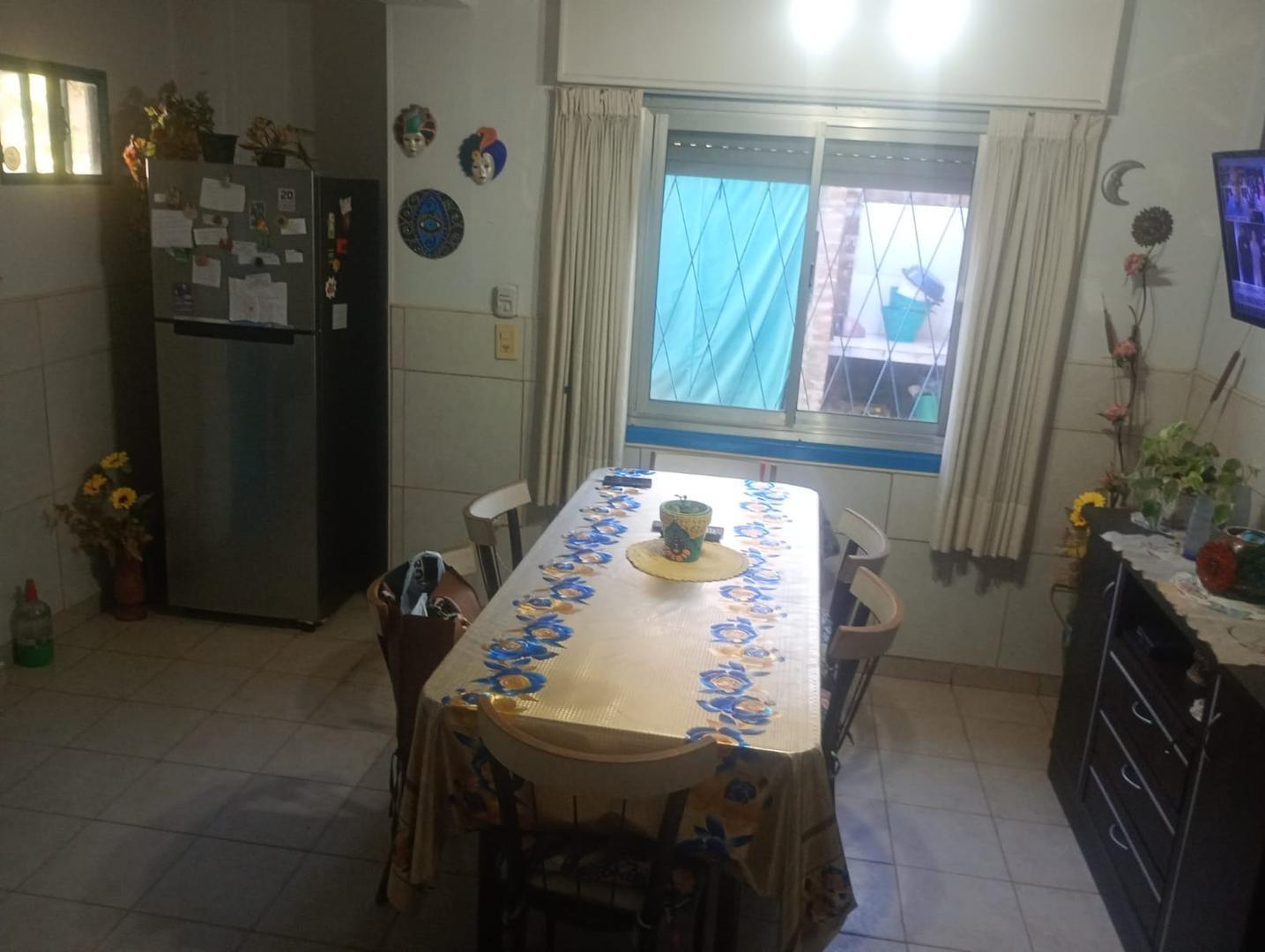 Foto de VENTA DE CASA INTERNA TRES DORMITORIOS, imagen 5