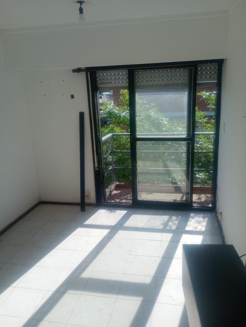 Foto de VENTA DEPARTAMENTO UN DORMITORIO ESCALERA EN ARROYITO, imagen 4