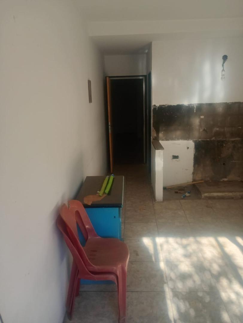 Foto de VENTA DEPARTAMENTO UN DORMITORIO ESCALERA EN ARROYITO, imagen 3
