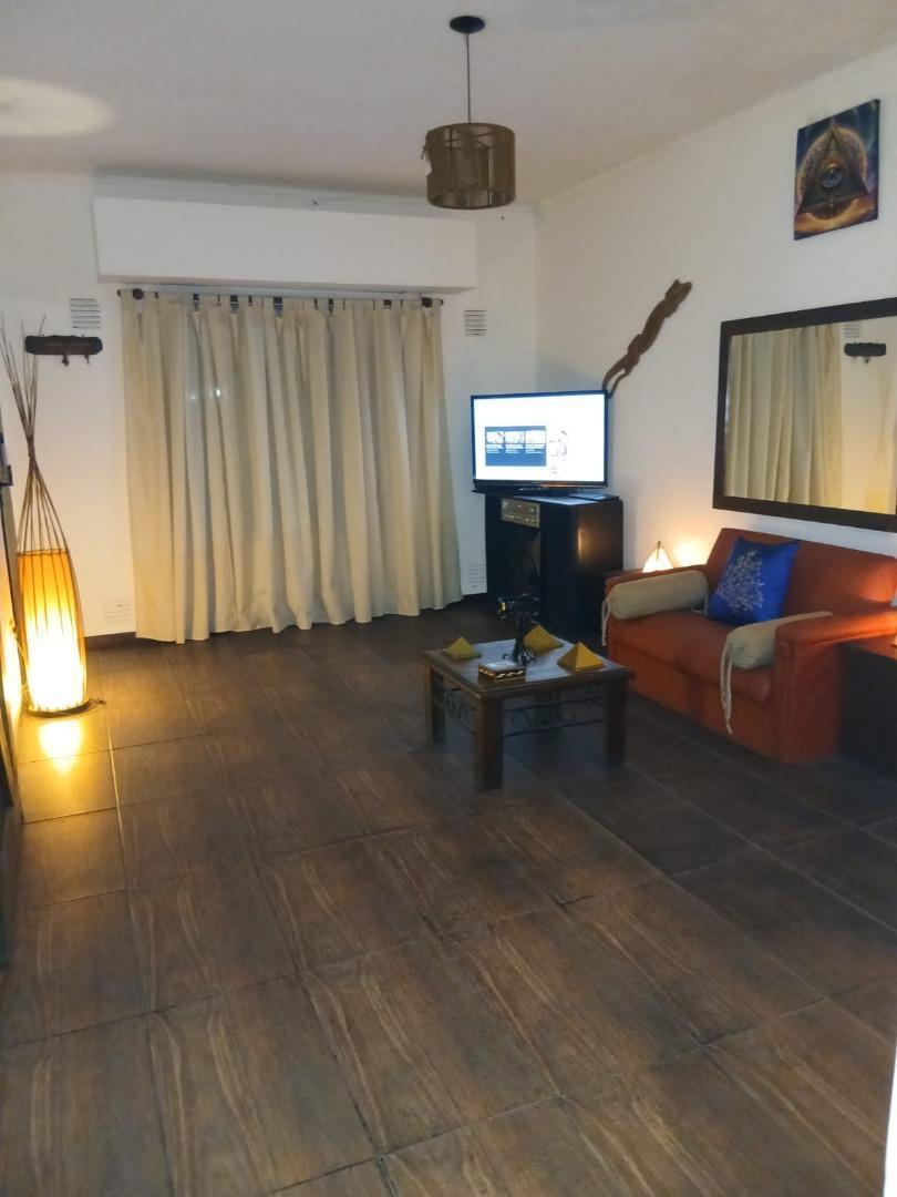 Foto de VENTA CASA MAS SALON DE USOS MULTIPLES EN PARQUE CASADO, imagen 3