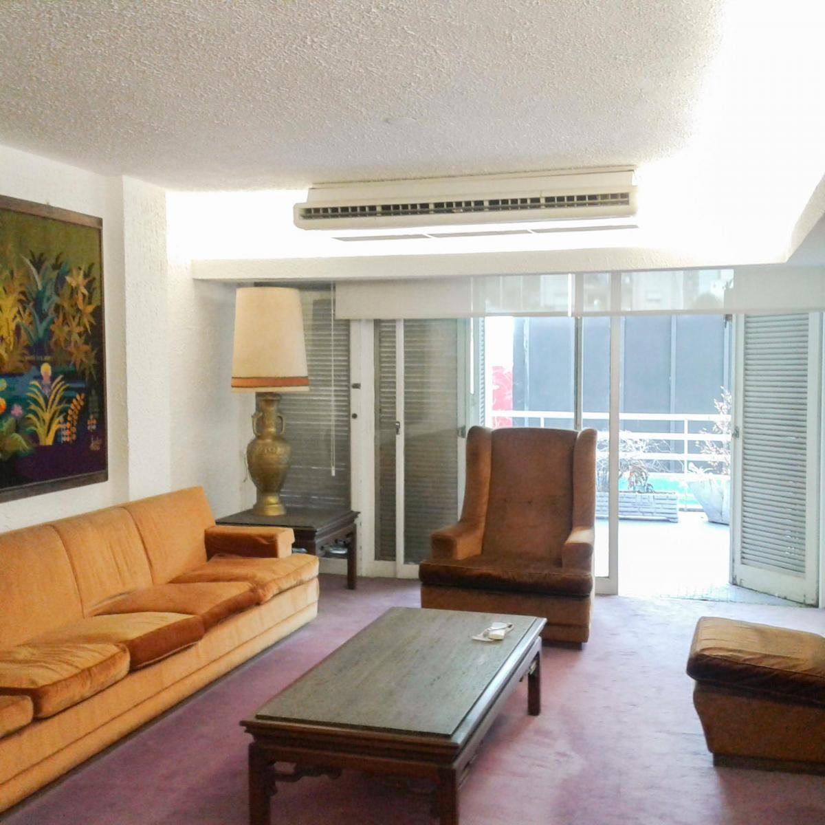 Venta Departamento Centro Peatonal 9 de Julio Patio y Balcon 200 m² 1