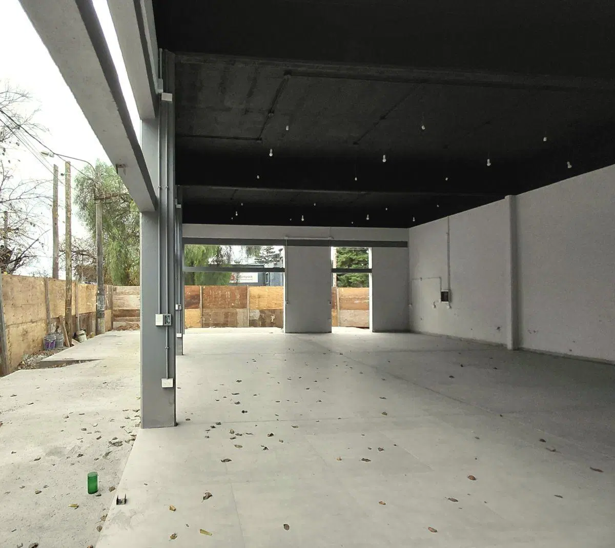 Local zona sur Avenida Valparaiso divisible 150 m2 a estrenar 1