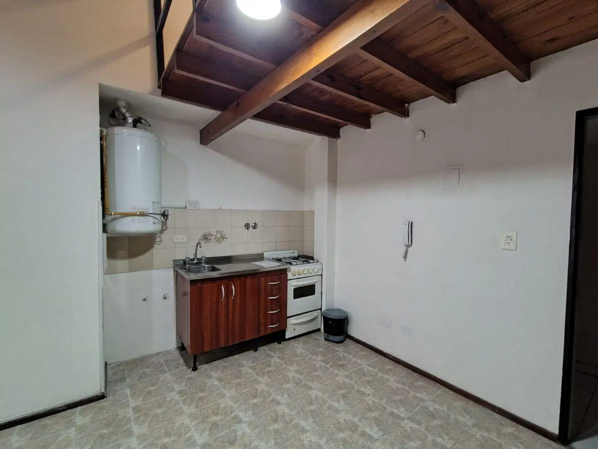 Monoambiante con e/piso alquiler en Villa Crespo 4