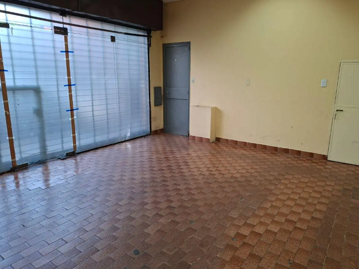 Local en alquiler en Saavedra 63 m2 3
