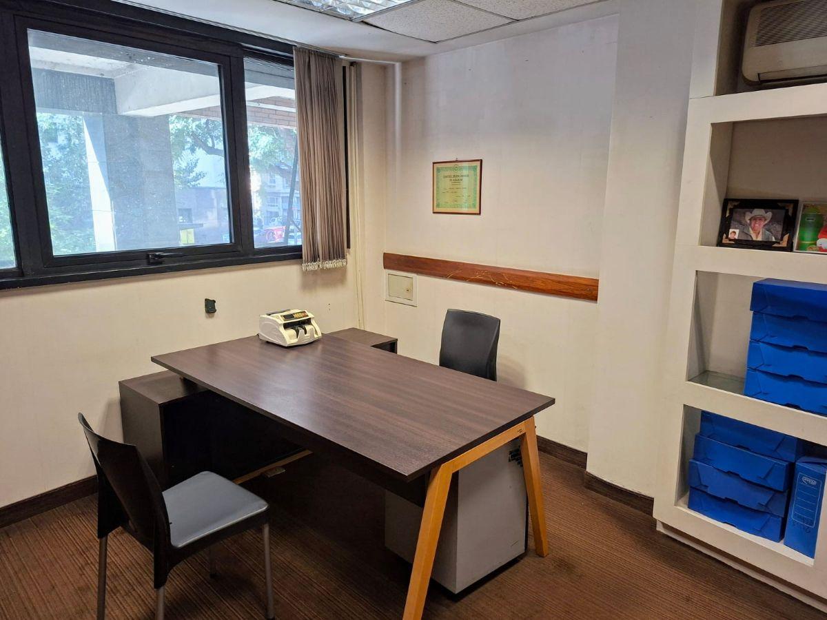 Foto de Piso de Oficina comercial de 161 m² en venta en Retiro, imagen 1