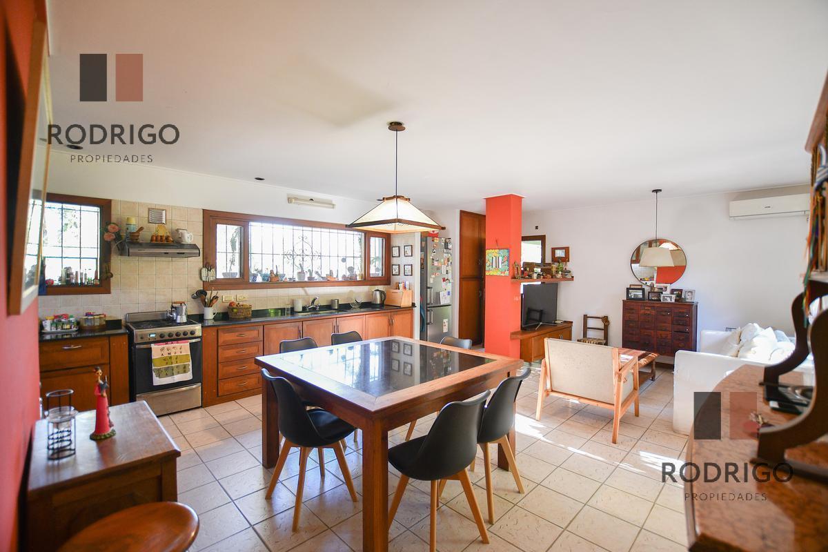 Casa en Venta - La Plata 5