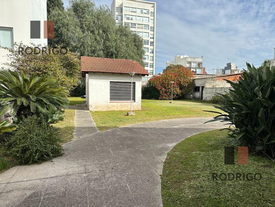 Terreno en 12 33 y 34