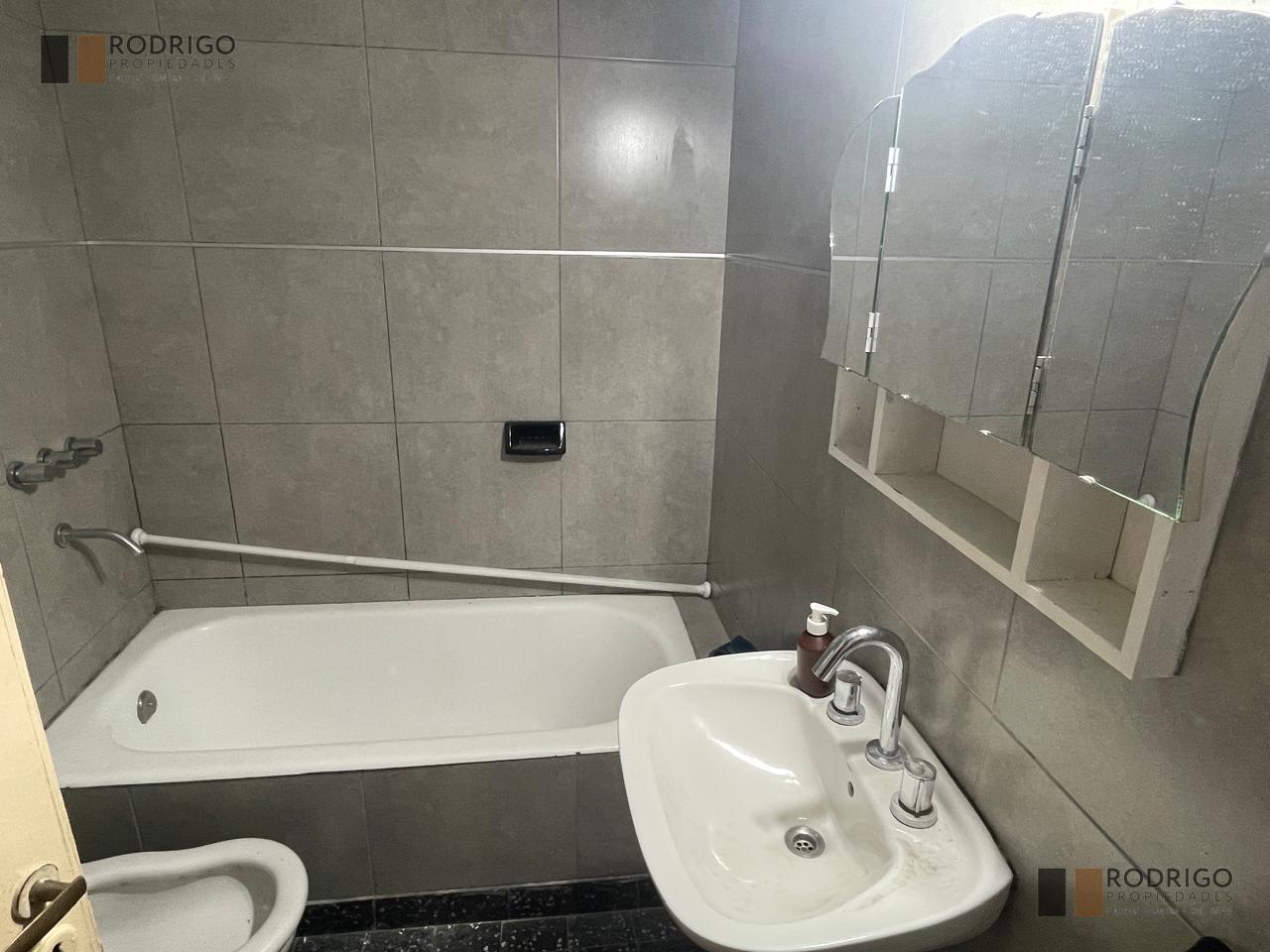 Foto de Casa en alquiler - Tolosa, imagen 2