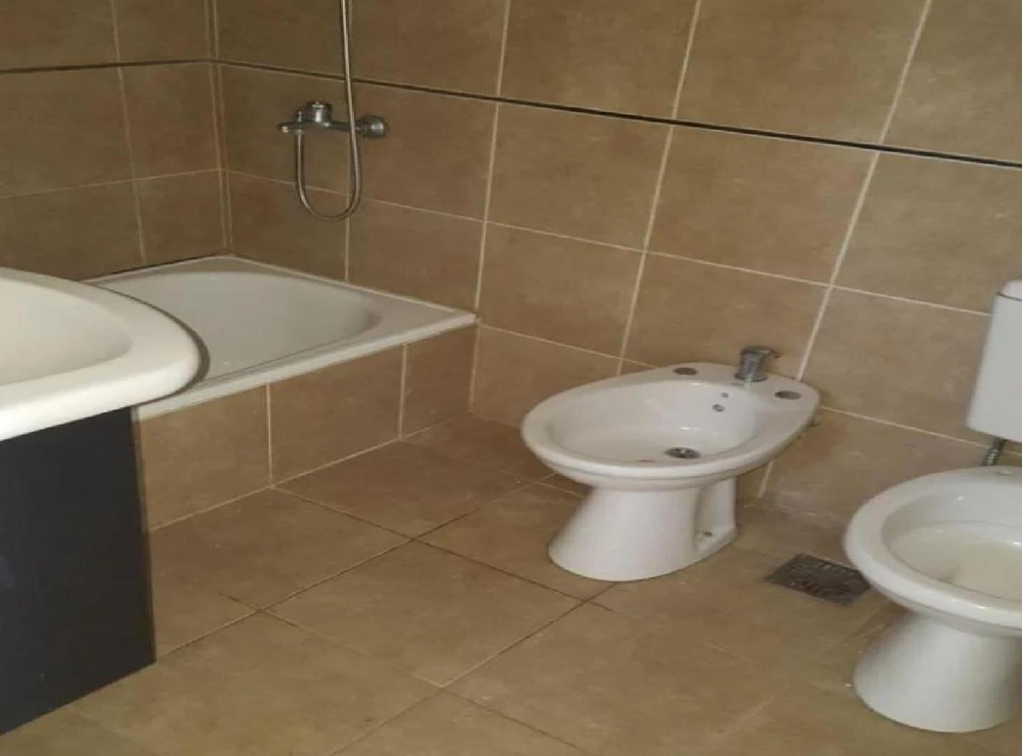 Foto de se alquila departamento 2 amb en duplex al frente con dos balcones, imagen 4