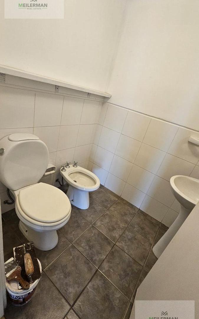Foto de Venta de Departamento de 2 ambientes con vista a la laguna y cochera, imagen 5