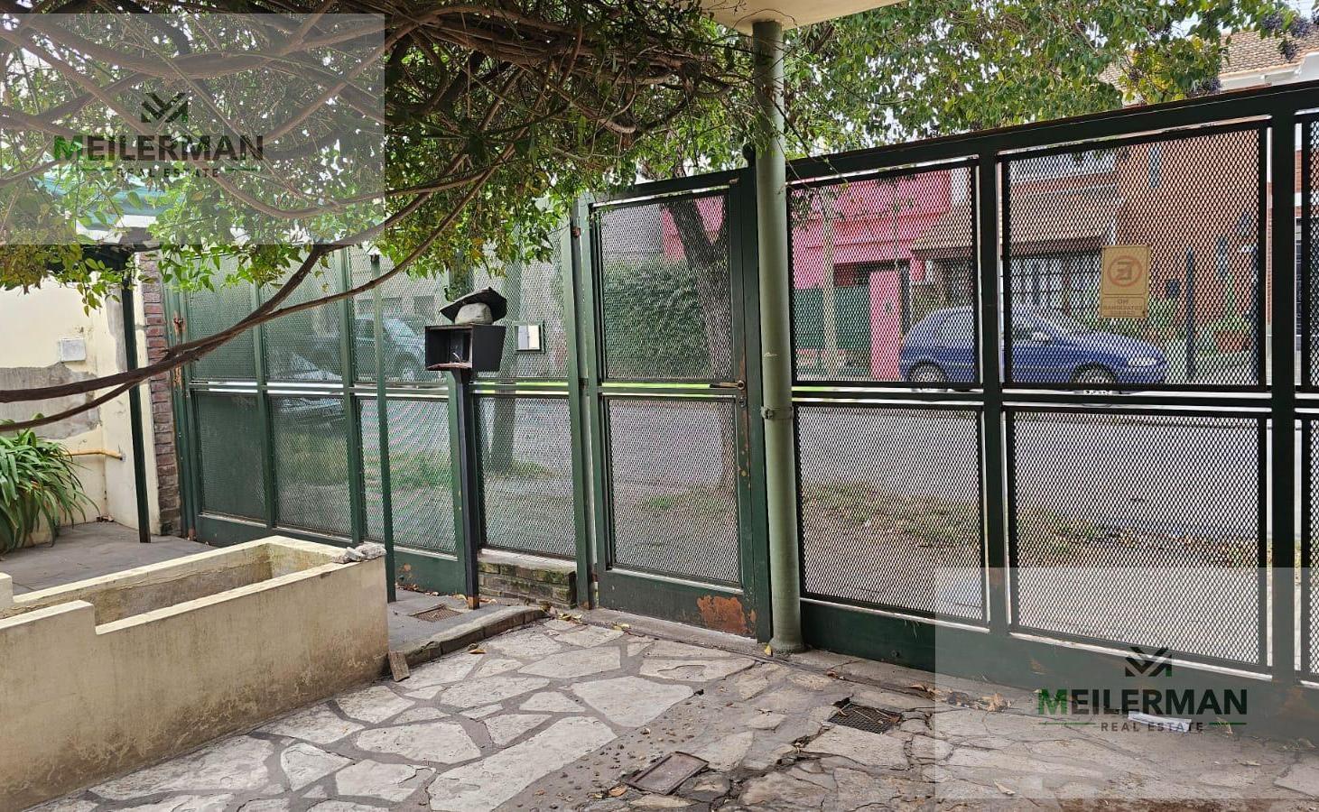 Foto de Venta de Casa a refaccionar en Beccar, imagen 2