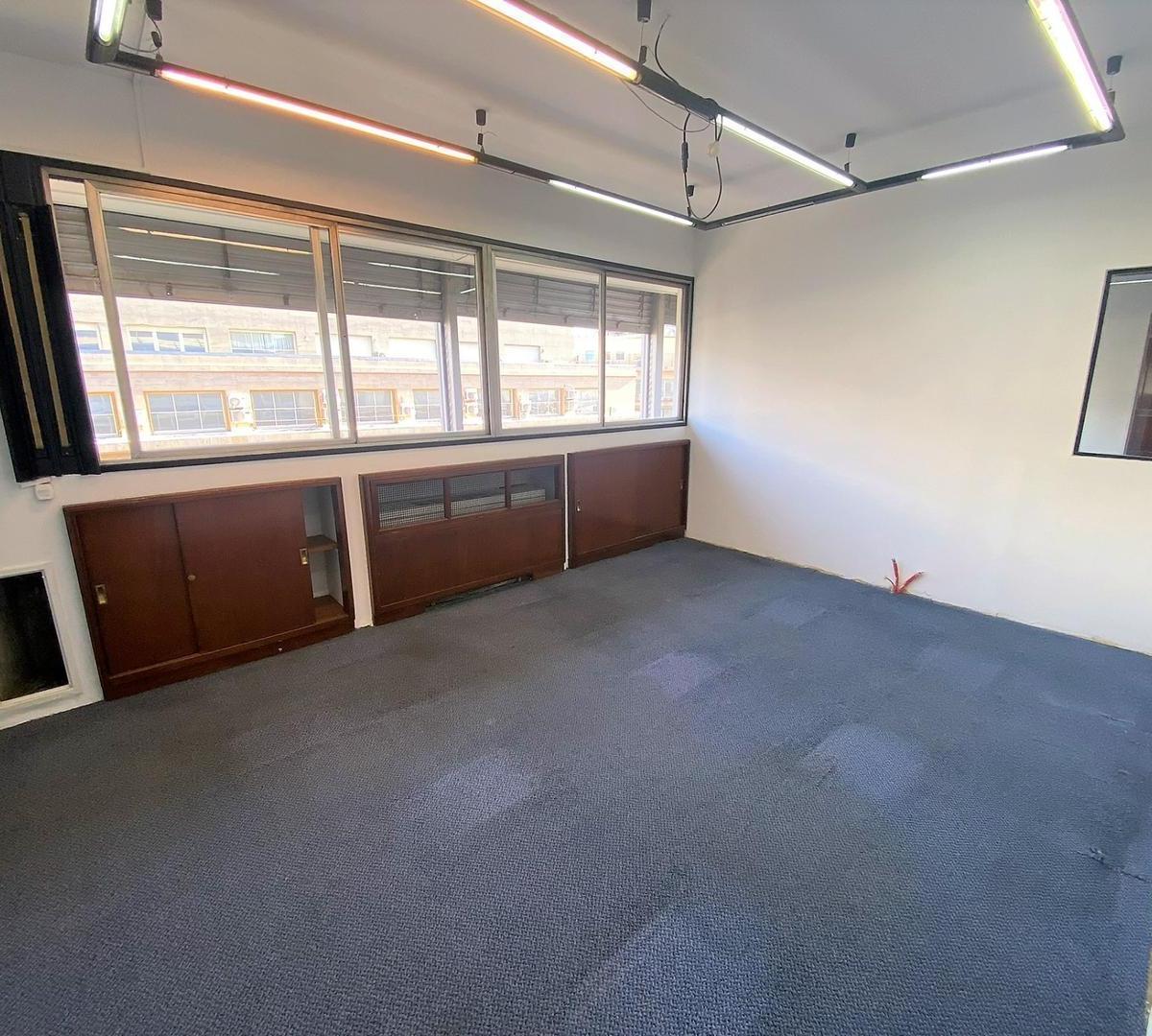 Piso de Oficinas en Diagonal Julio a Roca 620 3