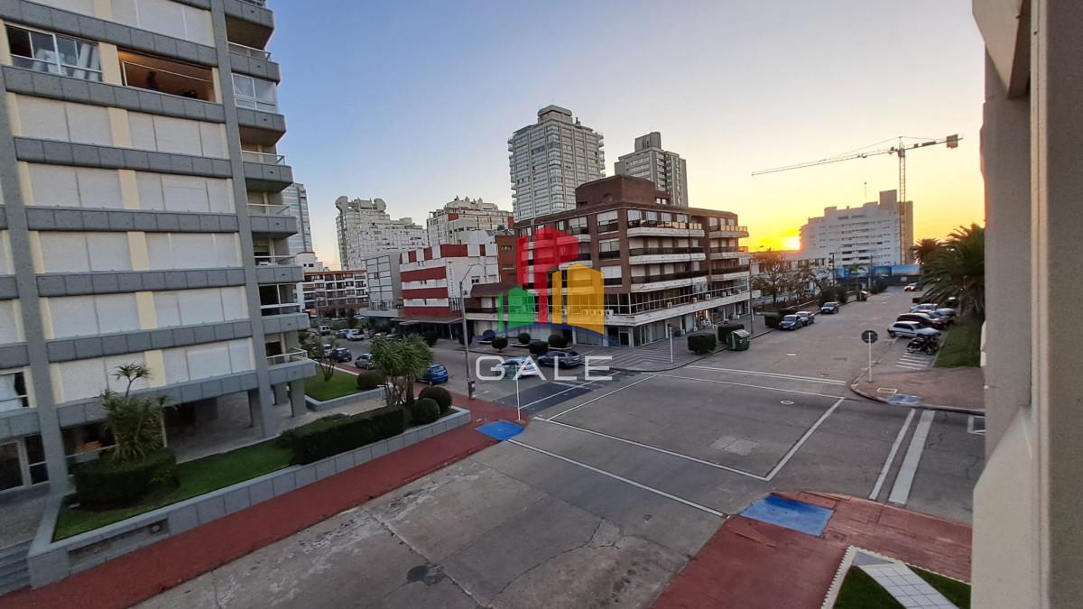 Foto de Apartamento en alquiler anual - Península. Ref. 5950, imagen 3