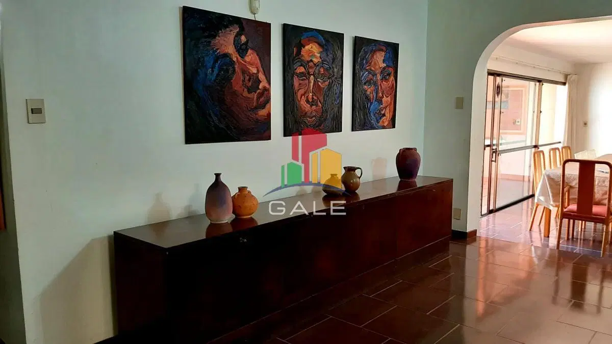 Casa de 4 dormitorios en venta en Playa Mansa, Punta del Este 2
