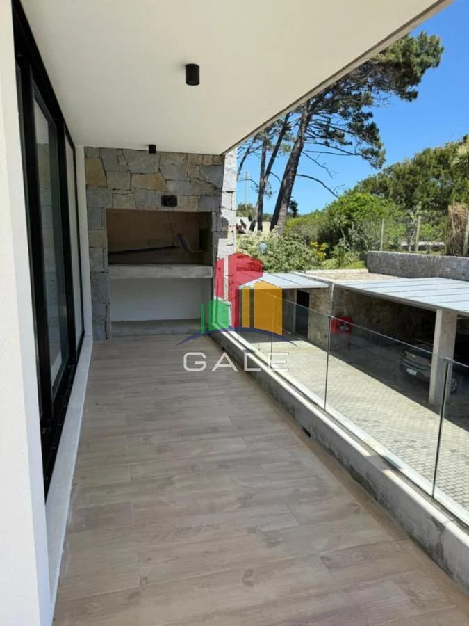 Apartamento en alquiler anual - Brava - Rincon del Indio