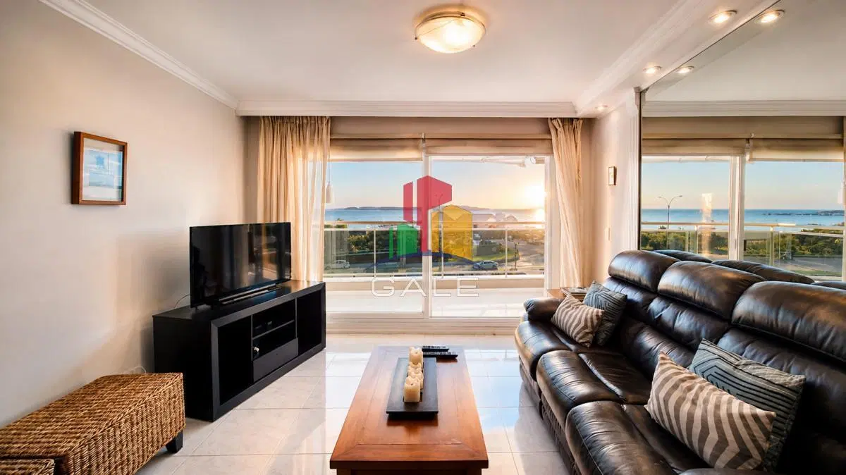 Departamento de 3 dormitorios en venta en Coral Tower en venta 3