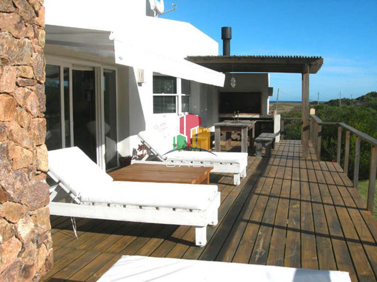 Foto de Casa en Venta, Santa Mónica, Manantiales, 4 Dormitorios., imagen 3