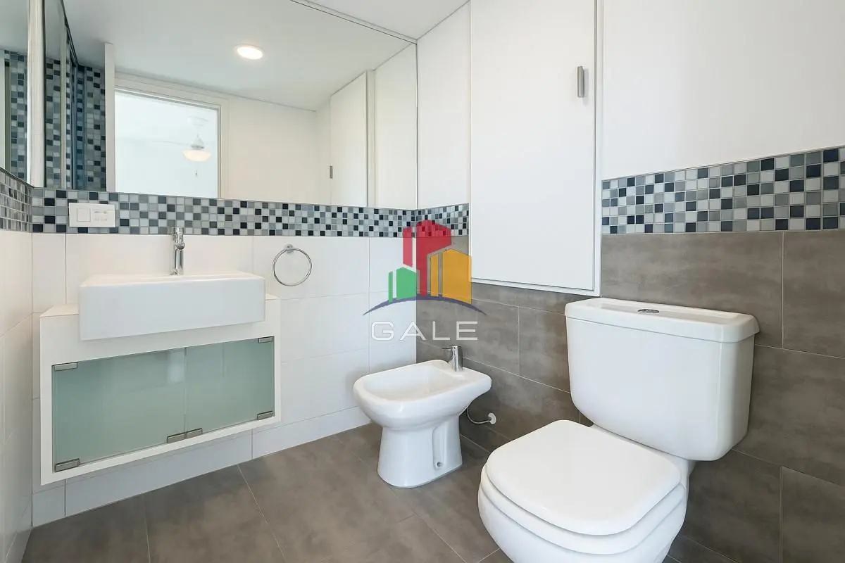 Apartamento 2 dormitorios 2 baños con vista al mar 3