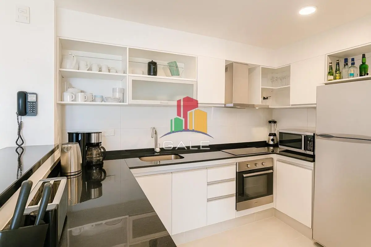 Apartamento 2 dormitorios 2 baños con vista al mar 2